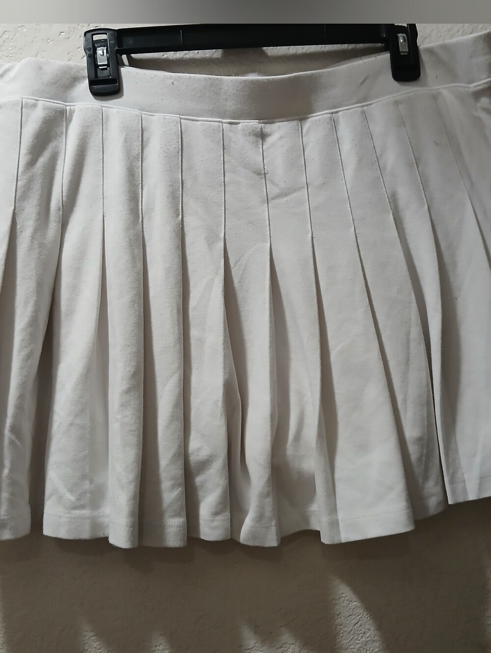 PINK Victoria's Secret White Pleated Mini Skirt